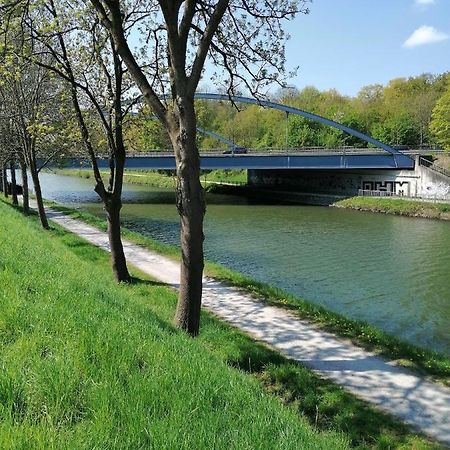 Haus Lupo Am Kanal Castrop-Rauxel Exteriör bild