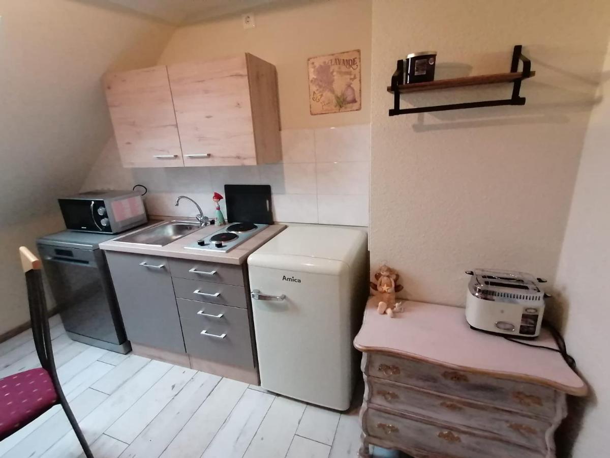 Haus Lupo Am Kanal Castrop-Rauxel Exteriör bild