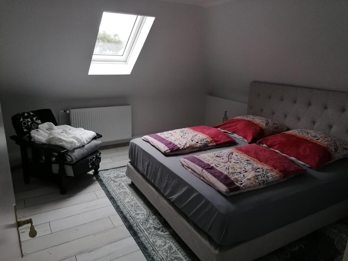 Haus Lupo Am Kanal Castrop-Rauxel Exteriör bild
